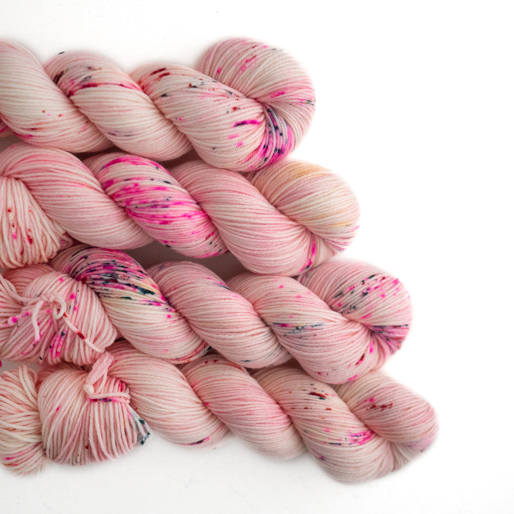 Pink Christmas | Classic DK