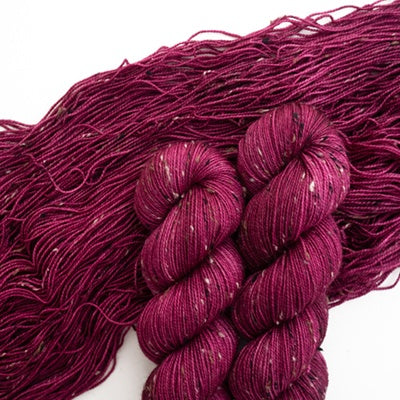 Tweed Donegal Nep Hand-Dyed Yarn