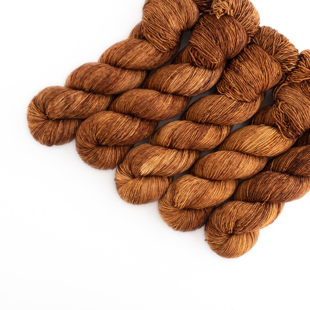 Caramel | Singles Fingering | Misfit