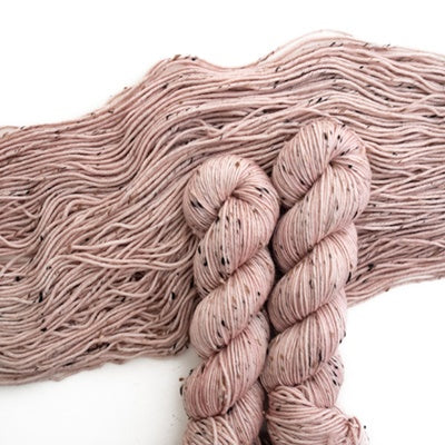 Tweed Donegal Nep Hand-Dyed Yarn