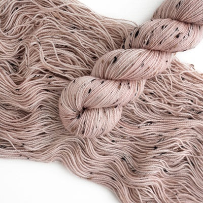 Tweed Donegal Nep Hand-Dyed Yarn