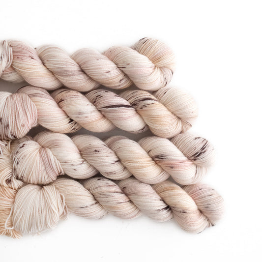 Feather | Classic Sock | Misfit